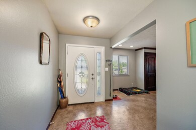 100 Princess Way, Central Point, OR 97502 - photo 5