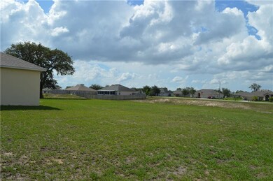 609 Hatchwood Dr, Haines City, FL 33844 - photo 3