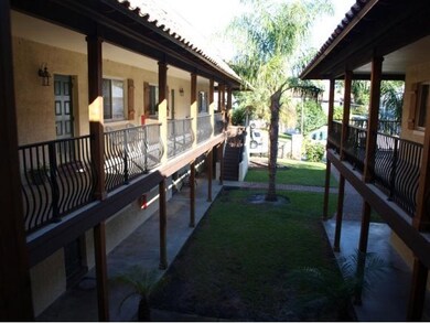 7 Oak St unit 108, Cocoa, FL 32922 - photo 4