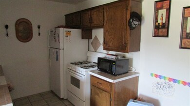 Seller provides Stove and Fridge