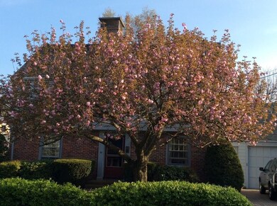 39 Beach St, Marblehead, MA 01945 - photo 7