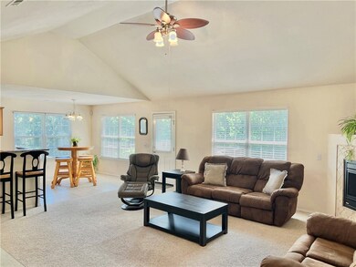 22 Chapel Ln, Bella Vista, AR 72715 - photo 4