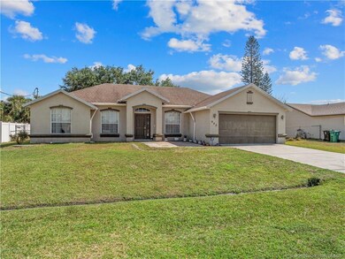 942 SW McComkle Ave, Port Saint Lucie, FL 34953 - photo 7