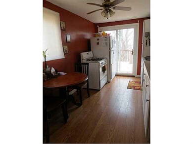 Kitchen. KITHCEN OPENS TO THE BACK DECK