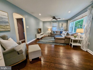 4208 Woodland Ave, Brookhaven, PA 19015 - photo 3