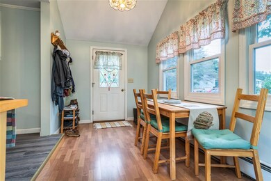 38 Maplecrest St, Newmarket, NH 03857 - photo 2