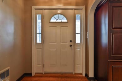 4068 Friedens Rd, Slatington, PA 18080 - photo 3