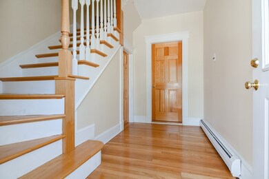 33 Wilbur St, Everett, MA 02149 - photo 2