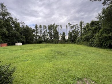 150 Ann Cir, Crawfordville, FL 32327 - photo 6