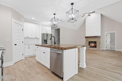548 Shady Greens-03258