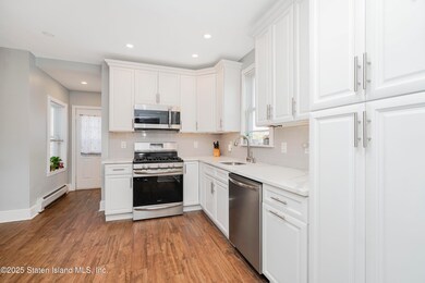 22 Murray St, Staten Island, NY 10309 - photo 6