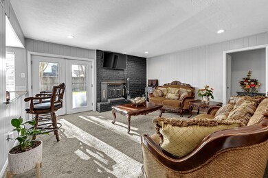 10606 Sagetree Dr, Houston, TX 77089 - photo 7