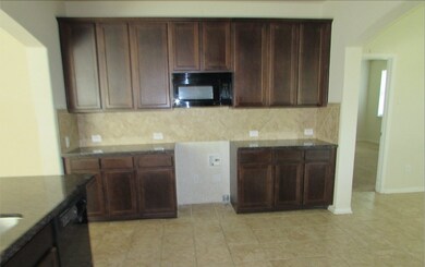 964 Jennifer St, Alvin, TX 77511 - photo 3