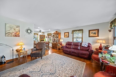 258 Logan View Dr, Chillicothe, OH 45601 - photo 4