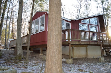 1060 Rainbow Dr, Lake Ariel, PA 18436 - photo 4