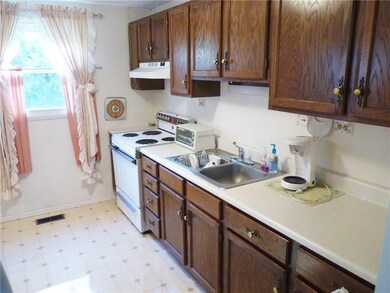 831 Fairmont Ave, North Tonawanda, NY 14120 - photo 7