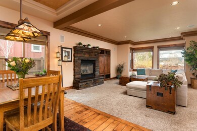 2641 NE Jill Court 5 of 24