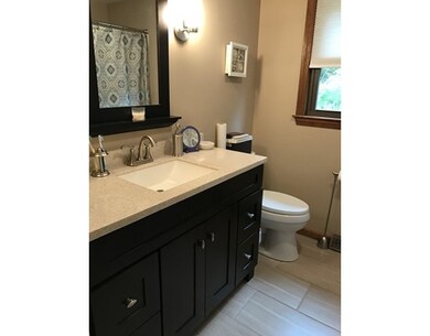 159 Woodburn Dr, Methuen, MA 01844 - photo 4