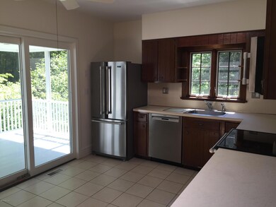 117 Weaver St, Greenwich, CT 06831 - photo 7