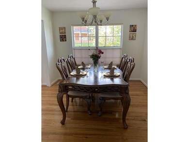 03-Dining Room