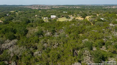 24730 Breeze Oak Ln, Cross Mountain, TX 78255 - photo 4