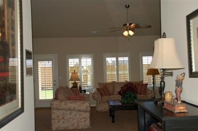 6820 E Fountain Way unit 79, Fresno, CA 93727 - photo 2