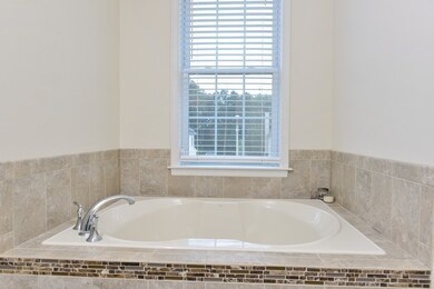 53 Hound Pack Cir, East Walpole, MA 02032 - photo 6