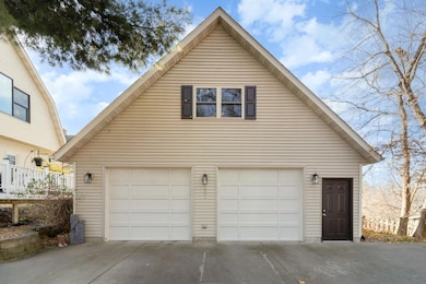 1004 College Ave, Red Wing, MN 55066 - photo 4