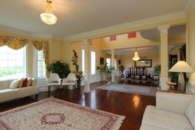 1952 Applewood Dr, Orefield, PA 18069 - photo 5