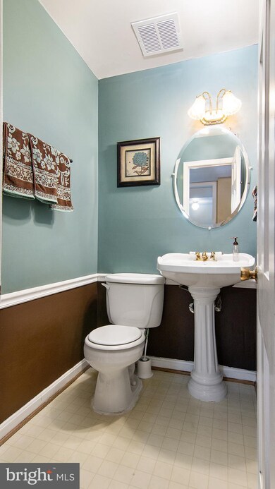 1706 Dryden Way, Crofton, MD 21114 - photo 3