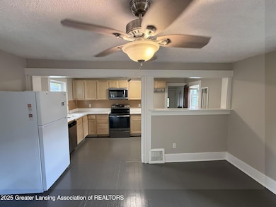 2201 S Pennsylvania Ave, Lansing, MI 48910 - photo 6