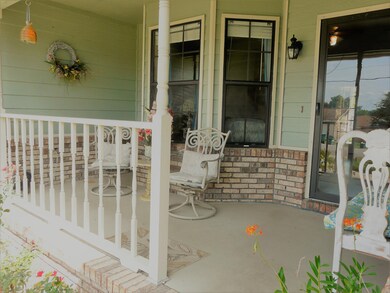 Lots of room on front porch!