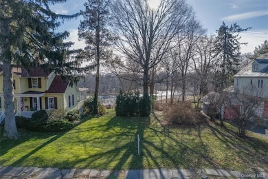 729 Stuart Ave, Mamaroneck, NY 10543 - photo 4