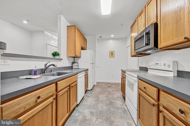 9664 Devedente Dr, Owings Mills, MD 21117 - photo 7