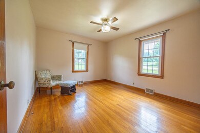 212 E 23rd St, Ferdinand, IN 47532 - photo 6