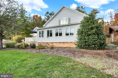 64 Metz Rd, Thompsontown, PA 17094 - photo 3