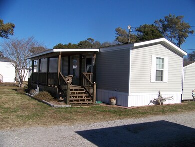 222 Mobile Dr unit B, Atlantic Beach, NC 28512 - photo 2