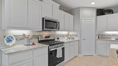 1201 Kerrville Ln, Weatherford, TX 76087 - photo 4