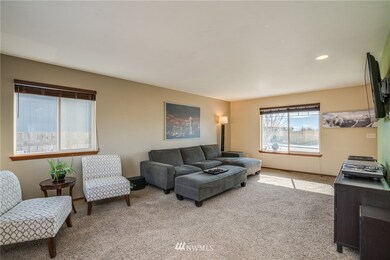 2581 3rd St NE, East Wenatchee, WA 98802 - photo 6