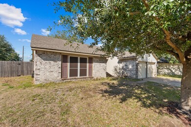 17011 Barton Oaks Ct, Houston, TX 77095 - photo 2