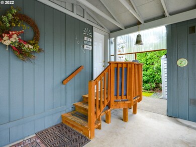 1036 SW Clawson Cir, Troutdale, OR 97060 - photo 2