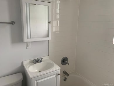 215 E Broadway unit 2M, Long Beach, NY 11561 - photo 7