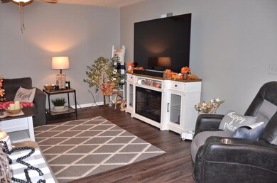 919 Collins Ave, Marysville, OH 43040 - photo 6