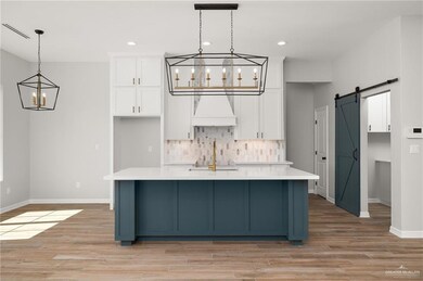 527 Hunter Dr, Alamo, TX 78516 - photo 4