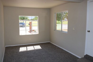 401 Oregon Ave, Alamogordo, NM 88310 - photo 7