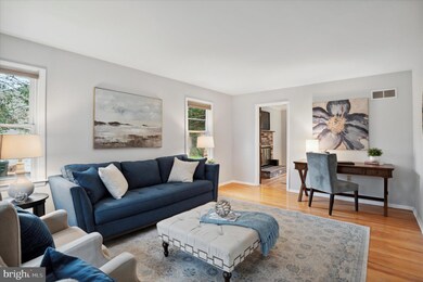 803 Baylor Dr, Newark, DE 19711 - photo 2