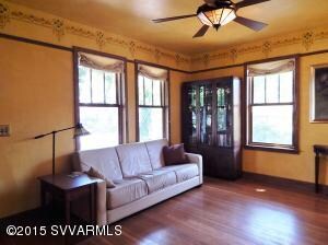 517 Second North LR 3