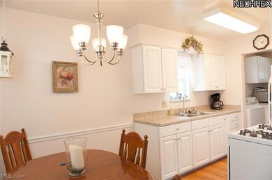 272 Gayle Dr, Sheffield Lake, OH 44054 - photo 5