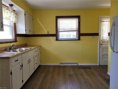 500 Idlewood Ave, Sheffield Lake, OH 44054 - photo 5