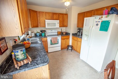 162 Mercedes Dr, Martinsburg, WV 25404 - photo 7